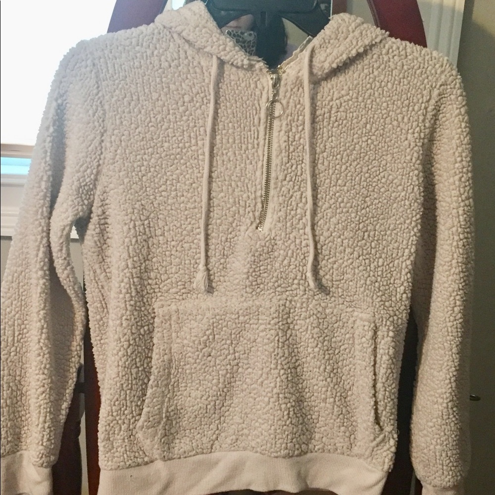 sweatshirt